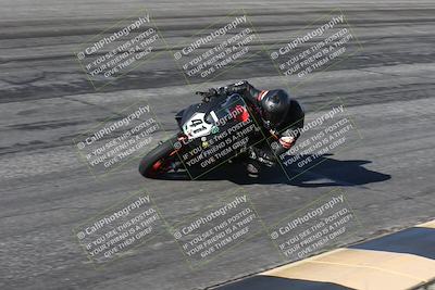 media/Jan-16-2026-CVMA Friday Practice (Fri) [[6f2bf47531]]/5-Racer 4-Trackday1/Session 2 (Bowl)/